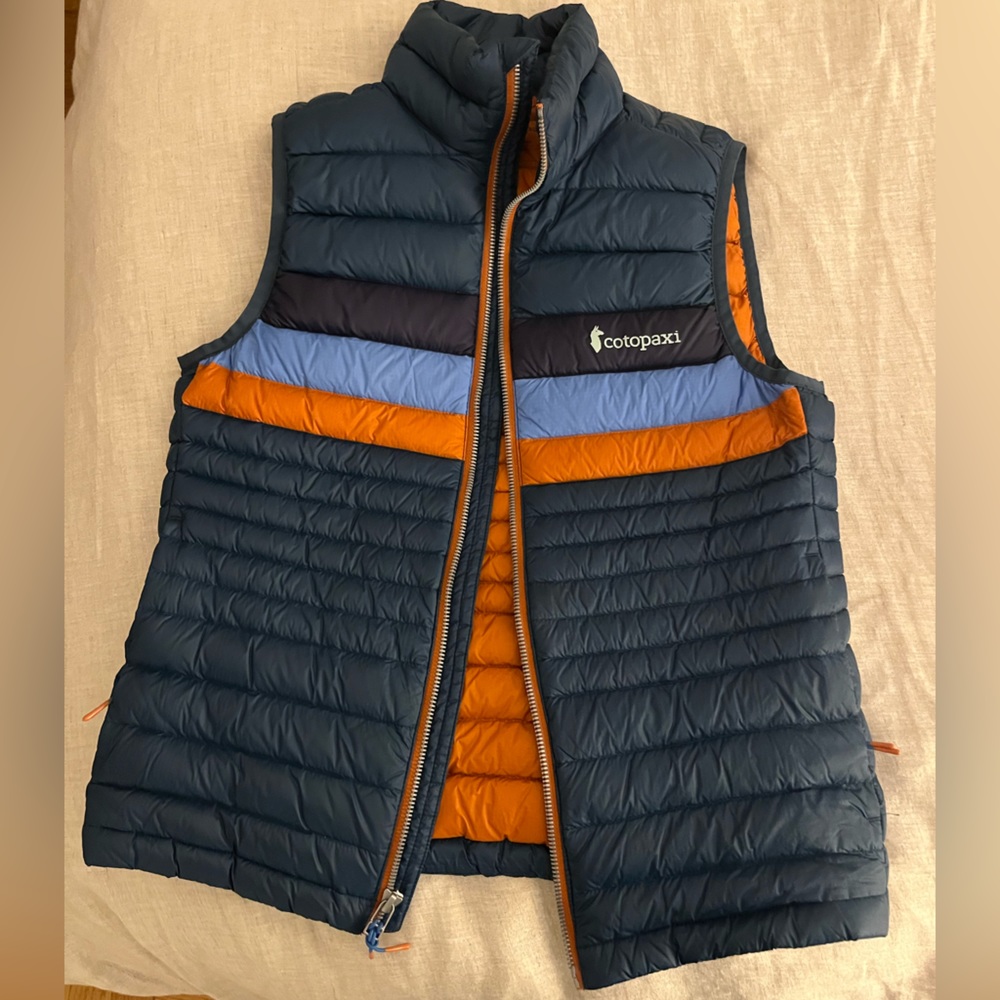 Women’s XS Cotopaxi Fuego Downs Vest